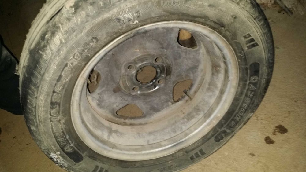 Два Калеса  В Хорошем Состояний