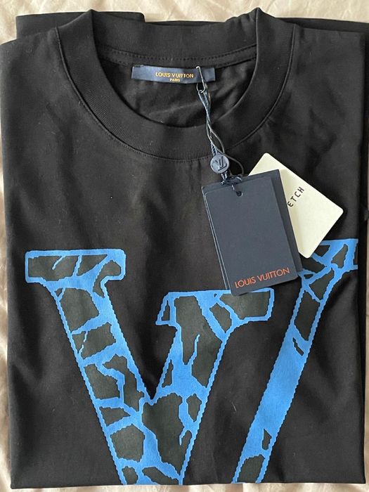 ,Dior,Gucci,Balneciaga,,KL,LV.Налични размери S,M,L,Xl,2Xl