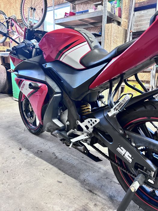Yamaha YZF R125 2010