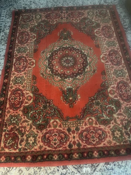 Полка для обуви в  хорошем состоянии полка в прихожую