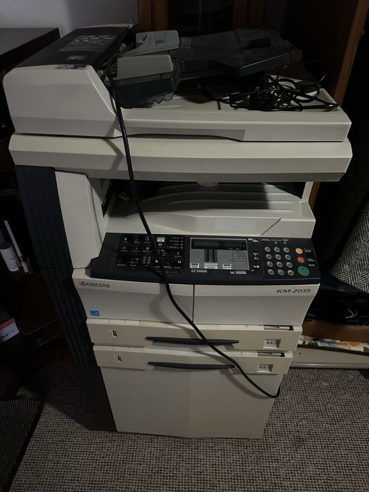 Copiator profesional Kyocera A3/A4.