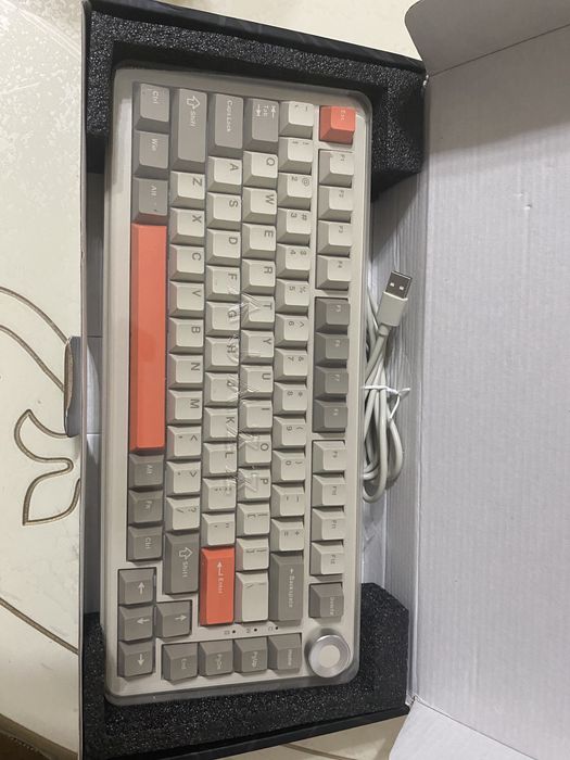 Продам клаву Ajazz ak820 max plus