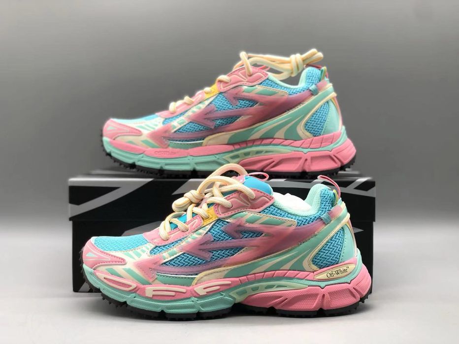 OFF WHITE  Be Right Back