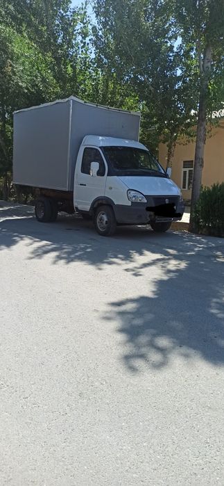 Gazel  sotiladi  2005 yil  yuk tentli furgon