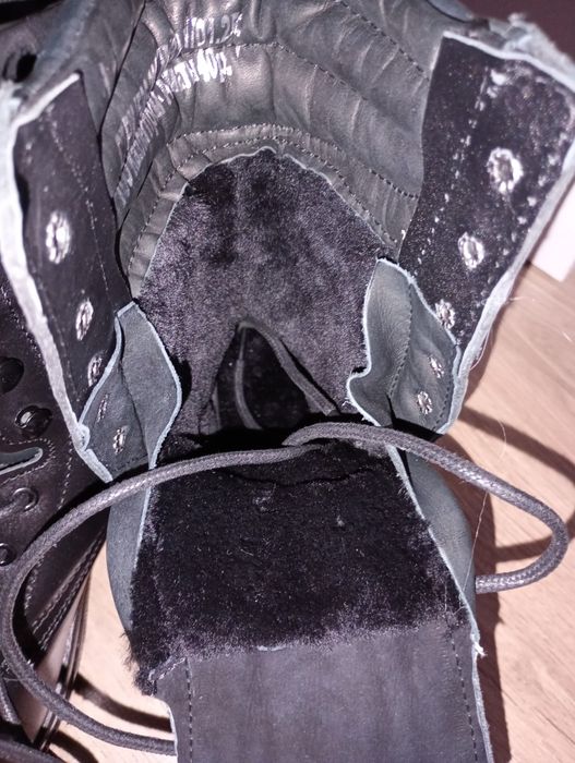 Продам берцы зимние 40 размер