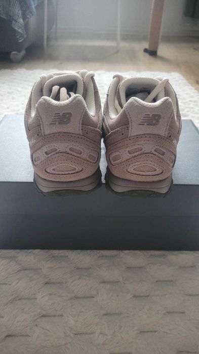 New Balance 204L Mushroom Arid Stone