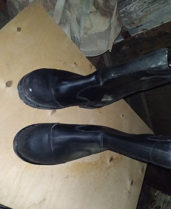 Продам Спец ботинки