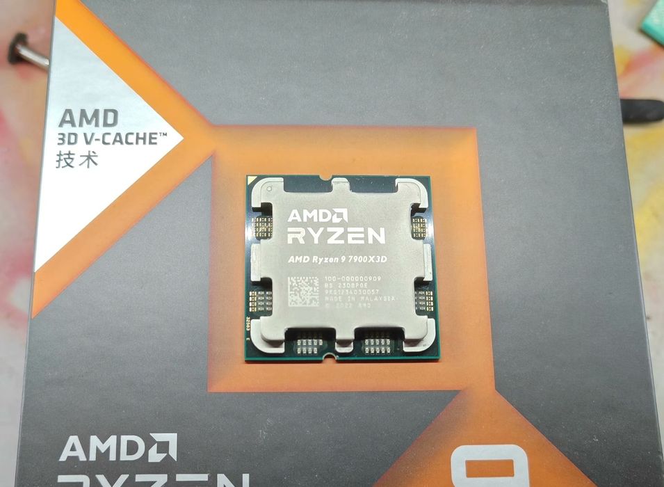 AMD Ryzen 9 7900X3D AM5 - Netestat (Retur Amazon) - Cutie originala