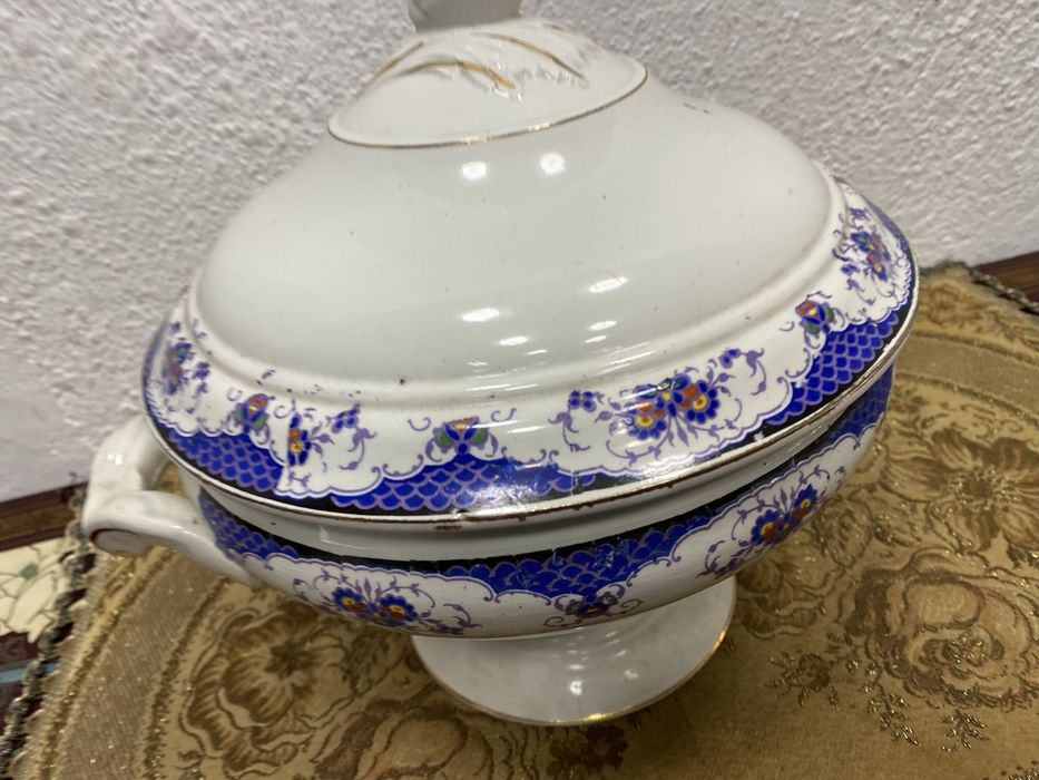 Френска порцеланова супник KM France Saint Amand 1930