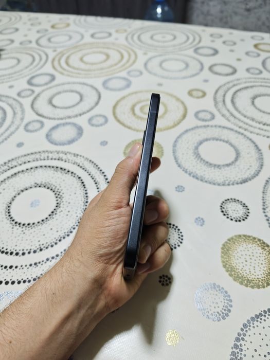 Poco F7 12/256gb