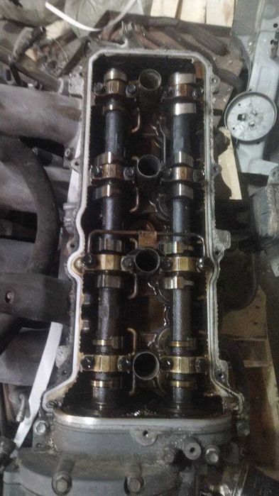 Двигатель Toyota UZJ100 2uzfe