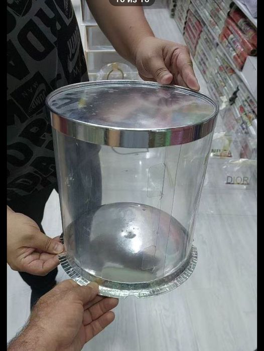 Тубус для тортов – надежная упаковка для перевозки тортов