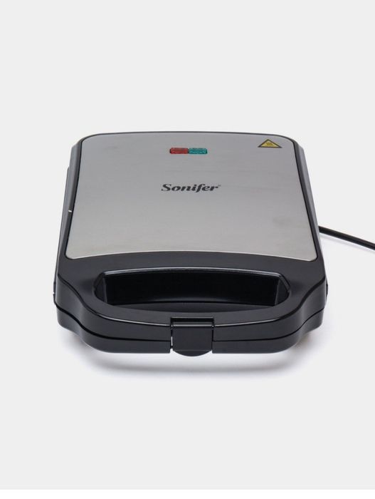 Мультифункциональная вафельница Sonifer sf 6087 имеет три сменных пары