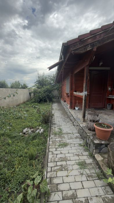 Casa de vacanta din lemn masiv