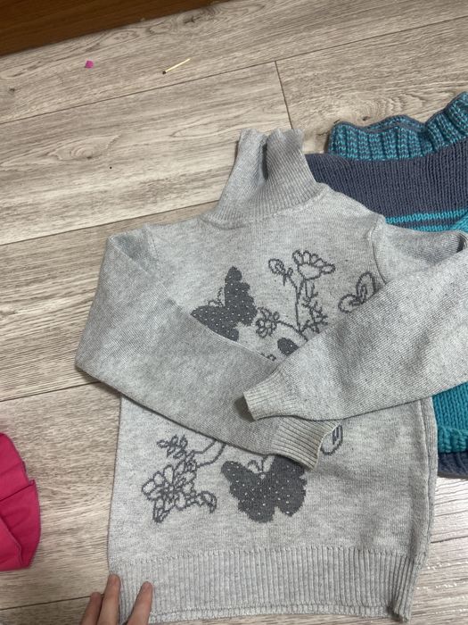 Отдам даром   Бесплатно 2-3 жас