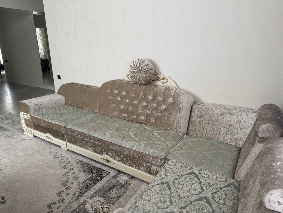 Продам угловой диван