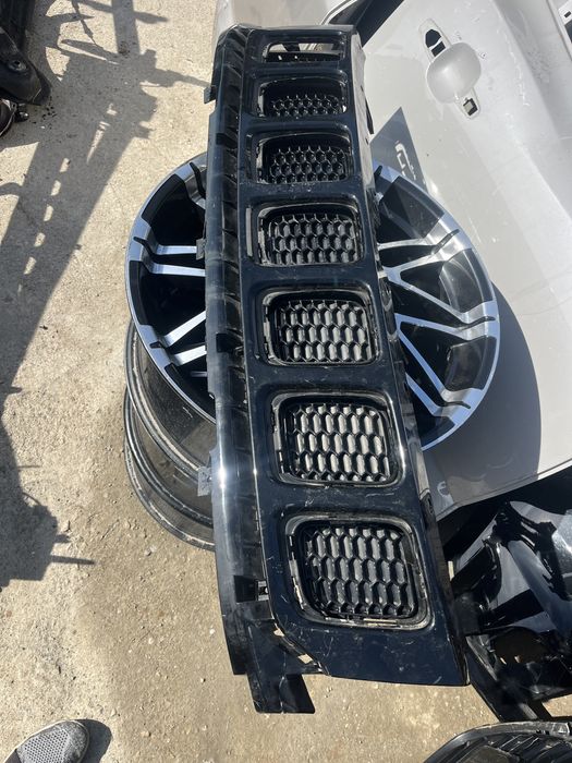 Решетка Jeep Compass 2017-