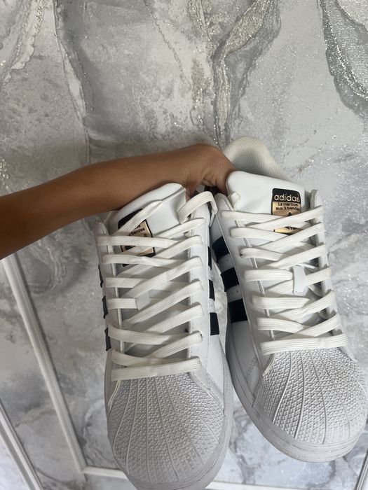 Adidas superstar