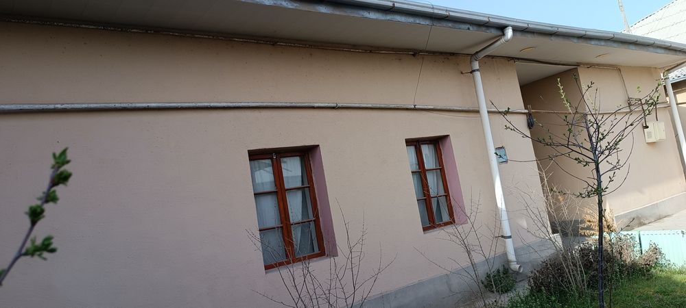 Срочна продётся участка хамма шароити бор яшаб Турган ховлимиз