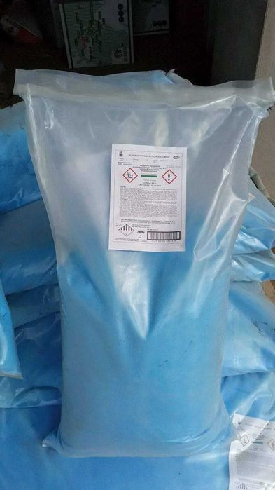 Глицерин уротропин пропиленгликоль  диоксид кремния канифоль  хромовый