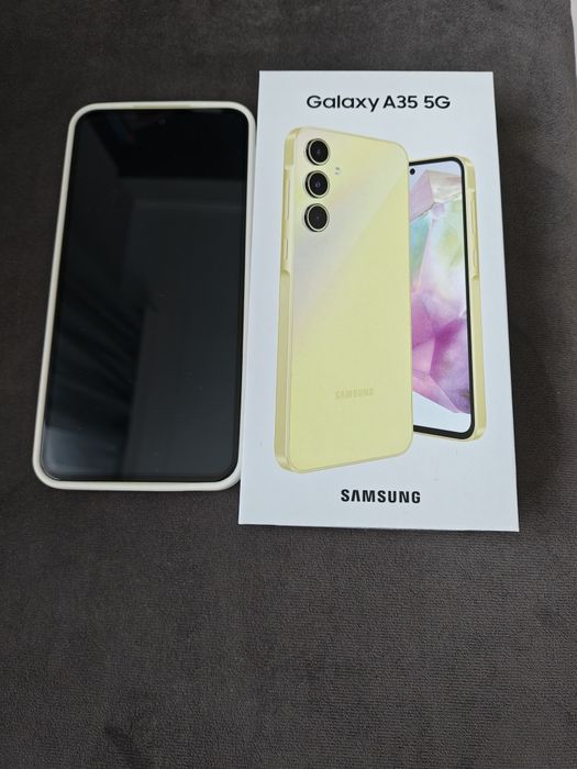 Телефон А35 5G 128 GB като нов,купуван  е 2025 г.