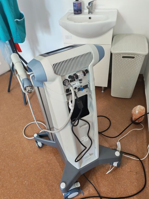 Vând urgent aparat SHOCK WAVE Therapy