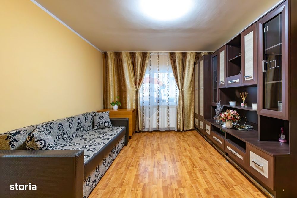 Apartament cu 2 camere semidecomandat, zona Ura, str. Electricienilor