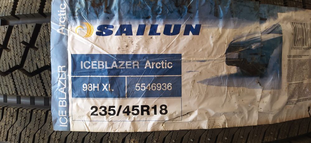 235/45R18 Sailun Arctic