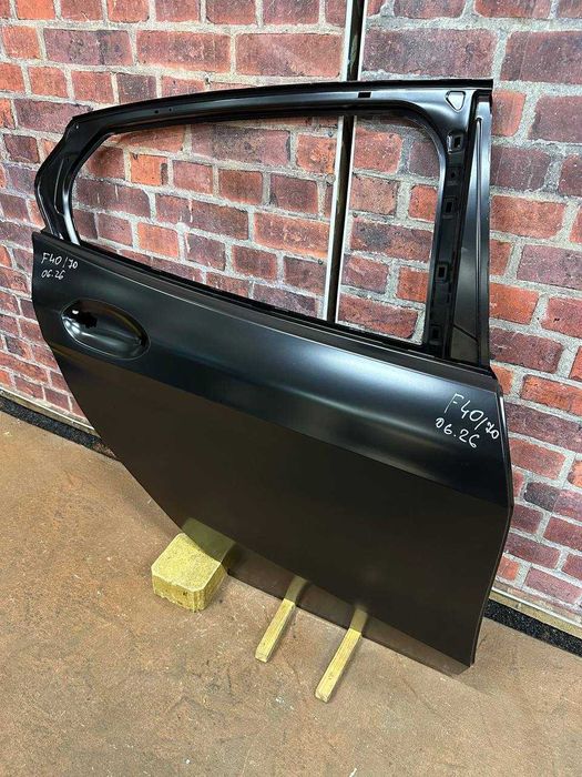 Usa dreapta spate BMW f40 Noua Originala