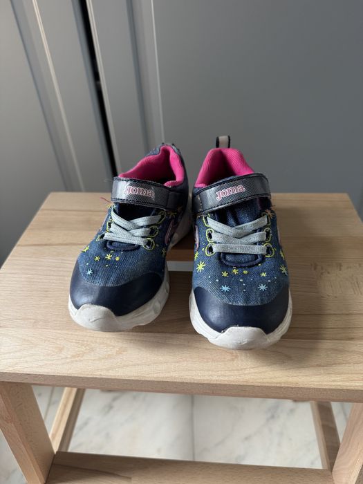 Adidasi Jooma marimea 28