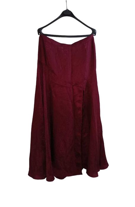 Юбка атласная, привозная