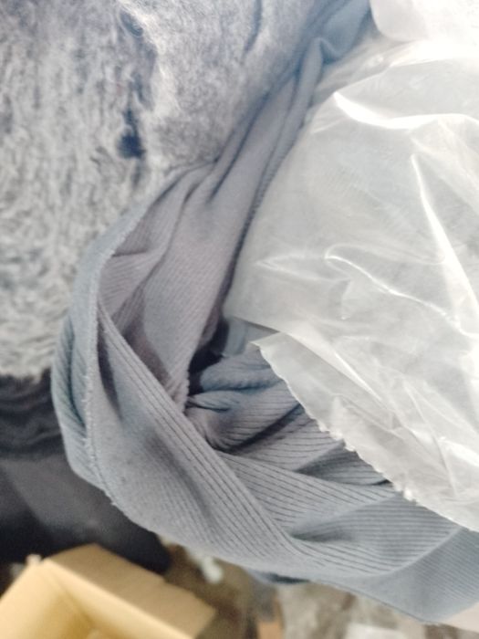 Улица Азаттык дом51 Продам ткань