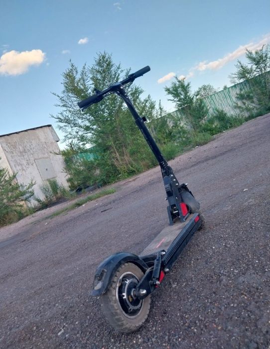 электро самокат Boogist C1 pro