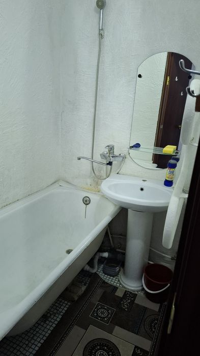 Продам 2 комнатную квартиру