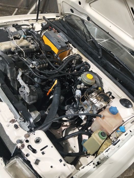 Ауди б4 2.0об матор