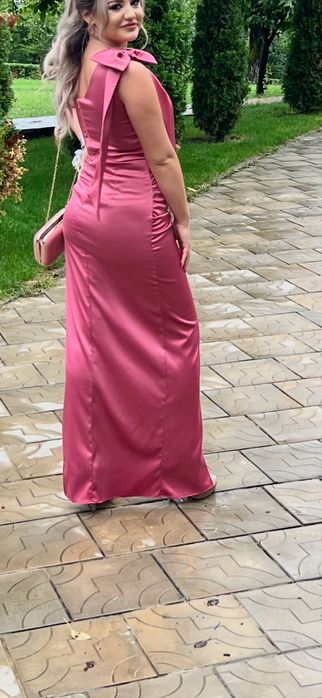 Rochie facuta la comanda