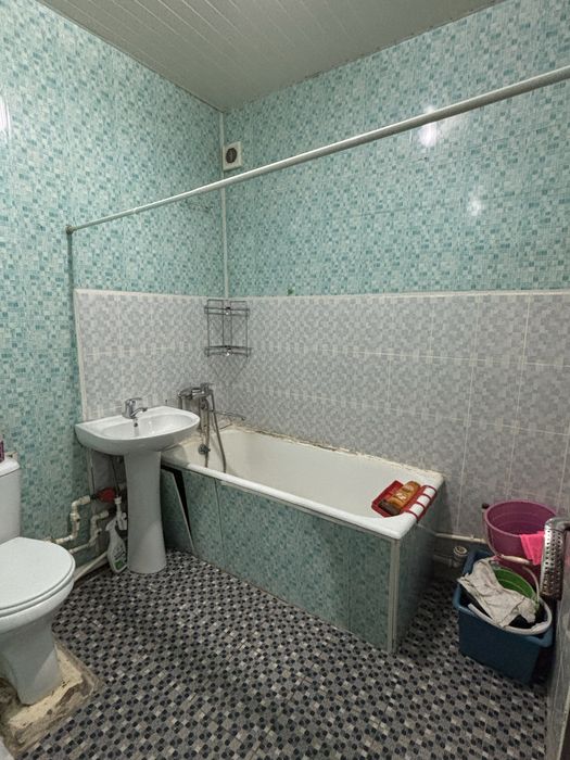 Срочно ! Юнусабад- 18  1-2/2/4  ор-р  Сайрам-базар