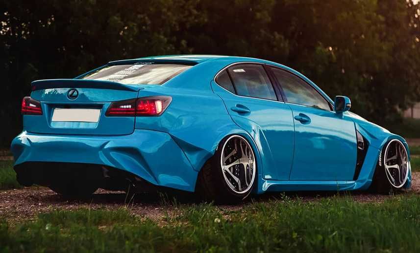 Комплект тунинг стопове за Lexus IS (2006-2013)