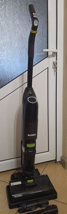 Правостояща прахосмукачка Eureka New400