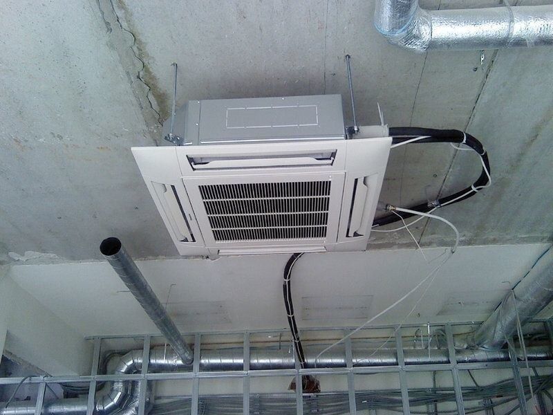 Установка кондиционера