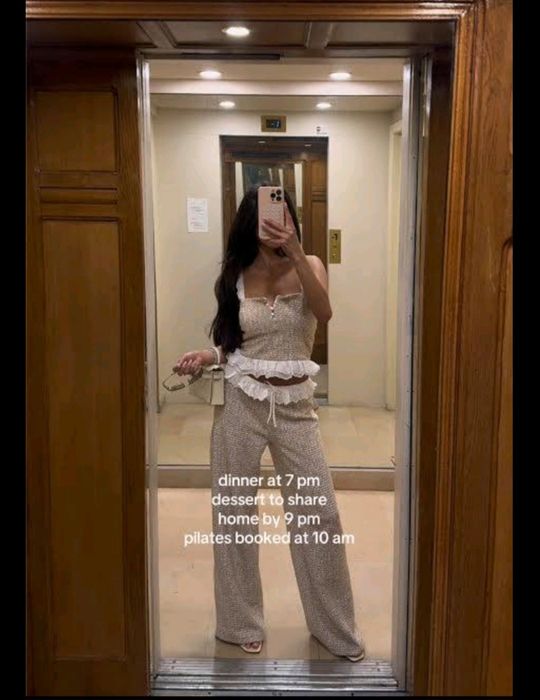 Zara панталон с дантела