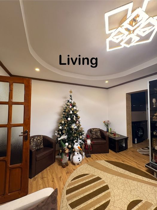 Vand apartament cu 3 camere etaj3/4