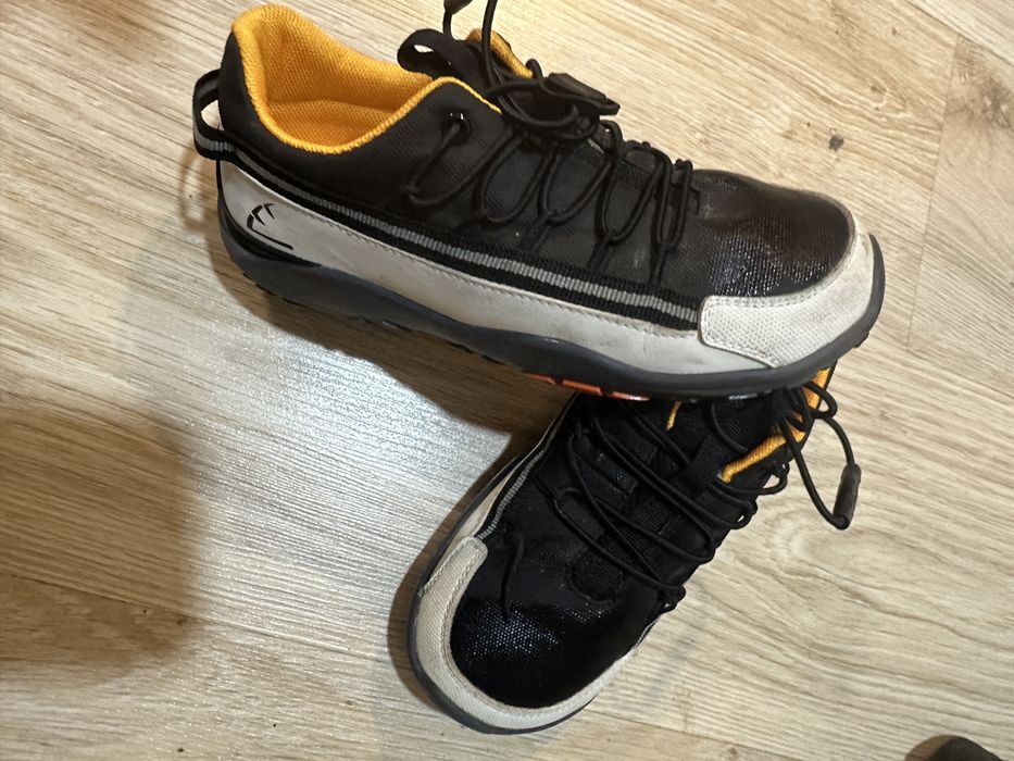 Детски боси маратонки