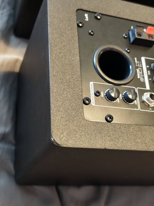 Vand o pereche boxe  Presonus Eris E4.5 Studio Monitor