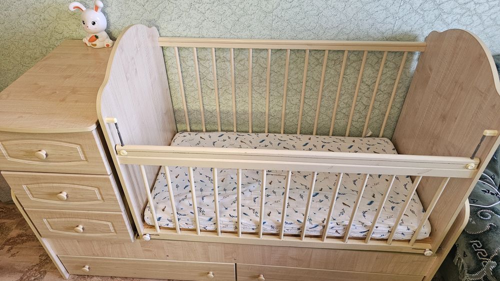 Продам детскую кровать трансфер
