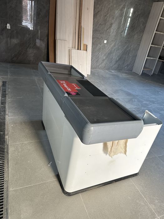 Кассовый стол состояние хорошее