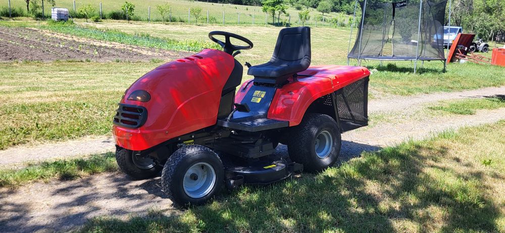 Tractoras de tuns iarba 15.5 cai