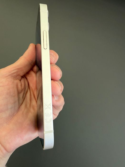 iPhone 12 mini  бял цвят