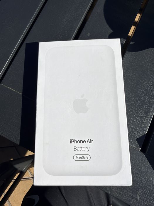 Apple battery pack