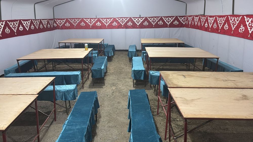 Палатка, темир үй сатылады